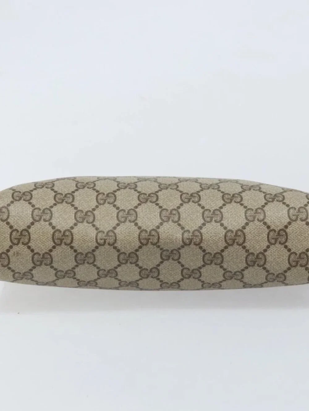 GUCCI GG Supreme Clutch Bag PVC Beige Gold 97 01 038 Auth 173939